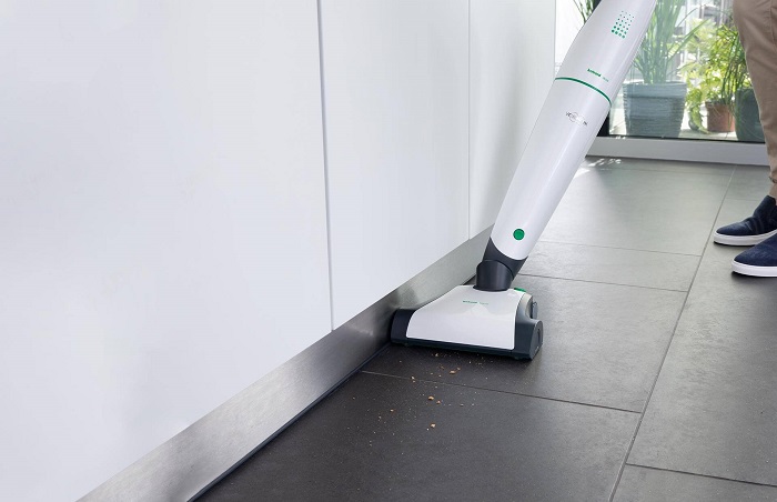 iRobot vs Vorwerk